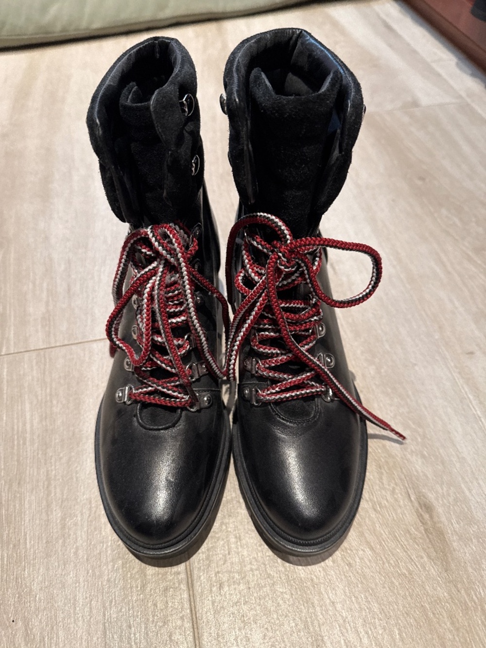 Nine West black combat boots size 8